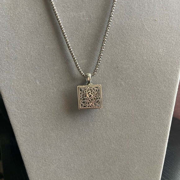 Vintage Cookie Lee Sterling silver Necklace with green stone - Picture 2 of 2